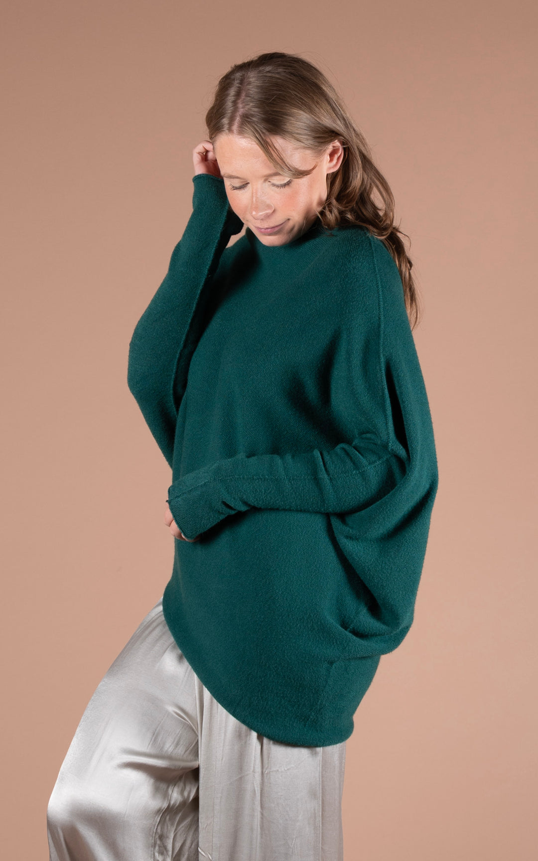 Saffron Asymmetric Jumper | Dark Green