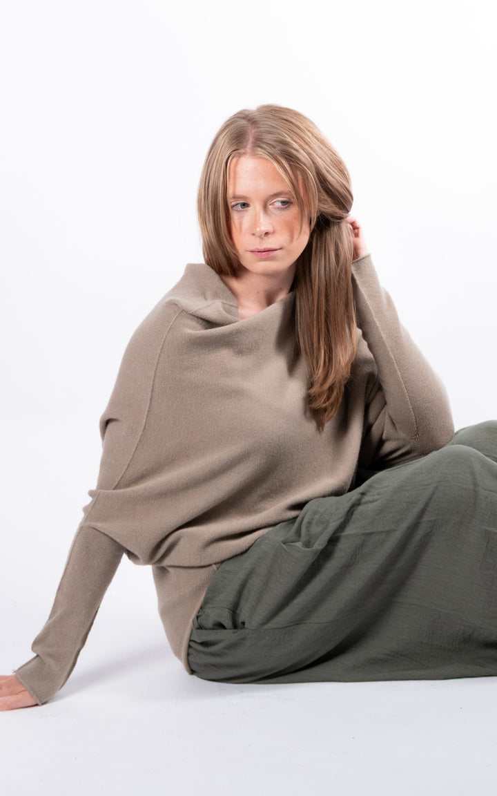 Saffron Asymmetric Jumper | Taupe