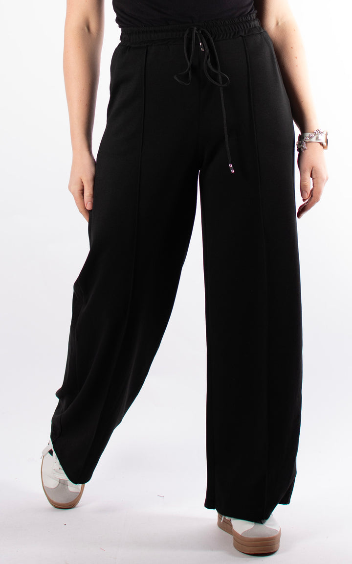 Seam Front Joggers | Black