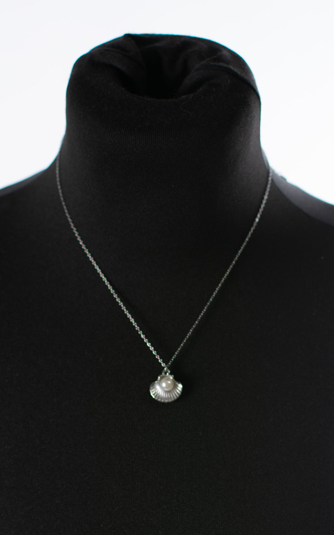 Pearl Seashell Necklace | Necklace | Silver