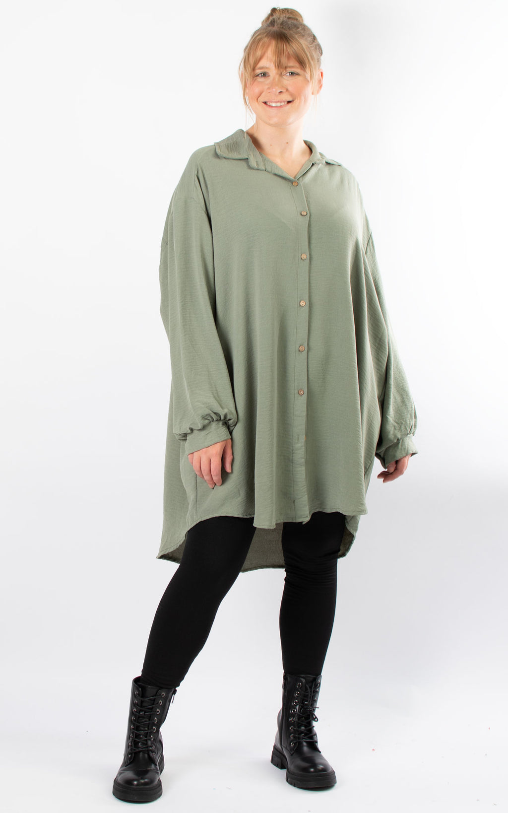 Sequin Star Back Shirt | Khaki