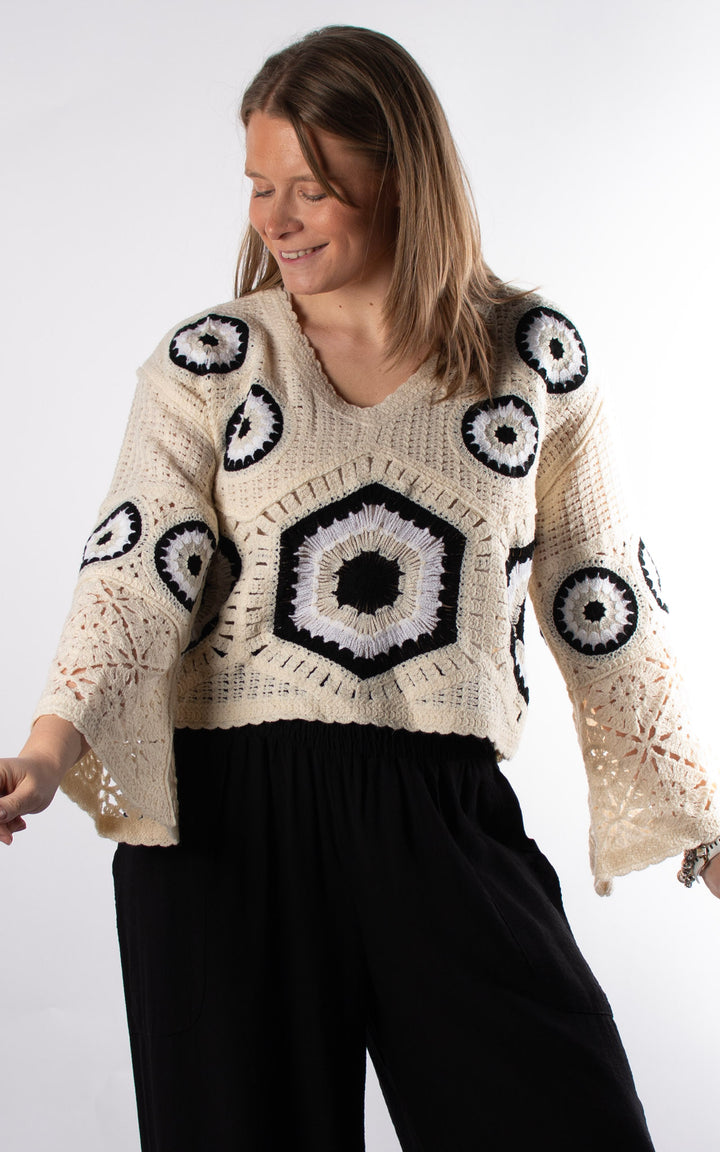 Sienna Mandala Crochet Crop Jumper | Black and White
