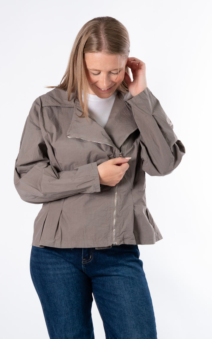 Sofi Light Zip Through Jacket | Pebble