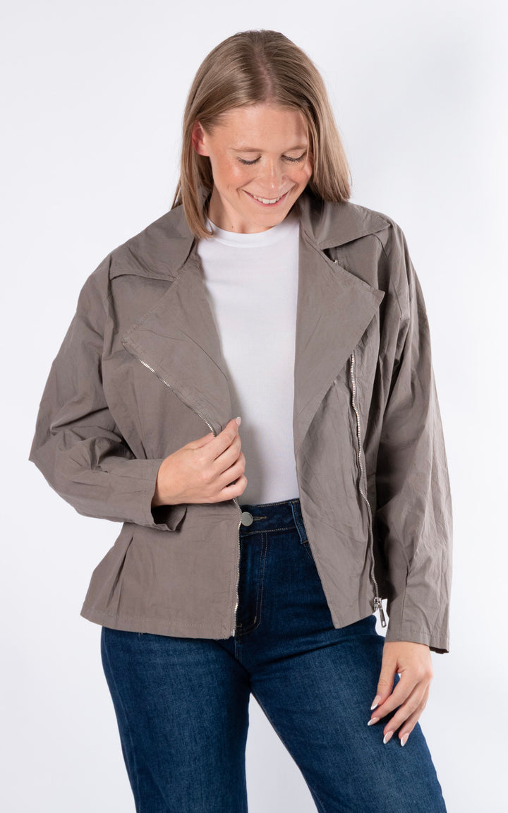 Sofi Light Zip Through Jacket | Pebble