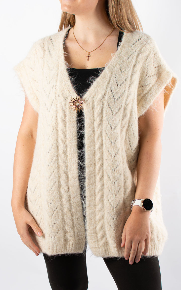 Star Brooch Waistcoat | Beige