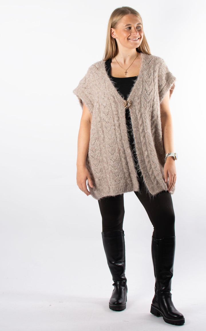 Star Brooch Waistcoat | Mocha