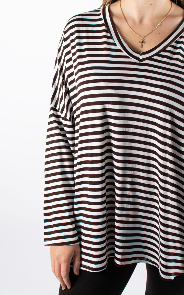 Striped V-neck | Chocolate