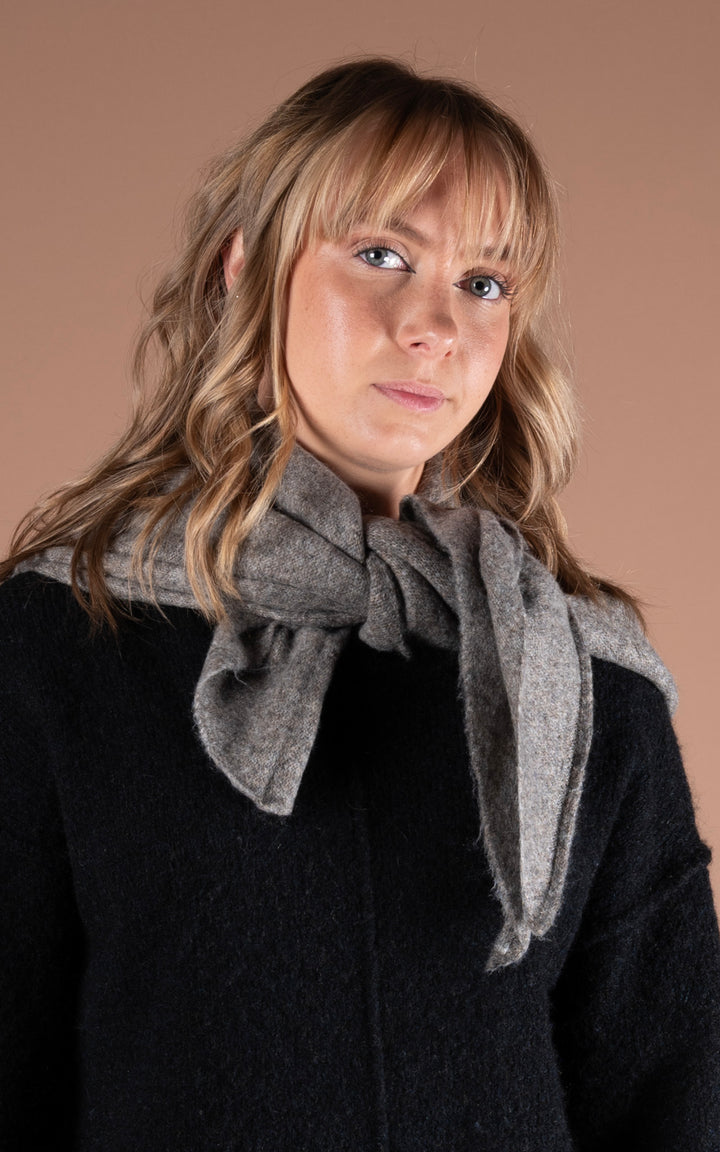 Tia Winter Scarf | Grey