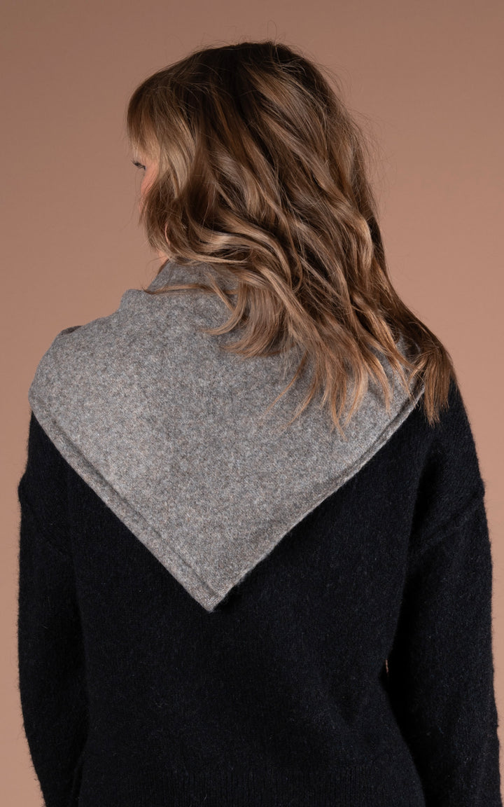 Tia Winter Scarf | Grey