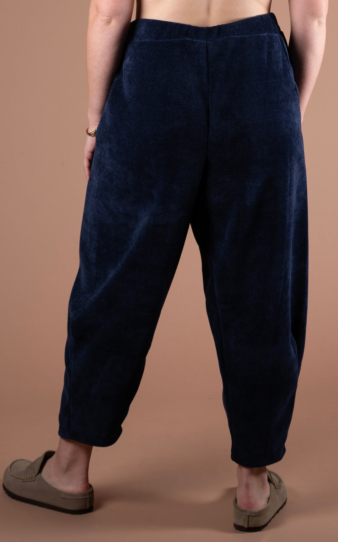 Tyra Chenille Barrel Leg Trouser | Navy