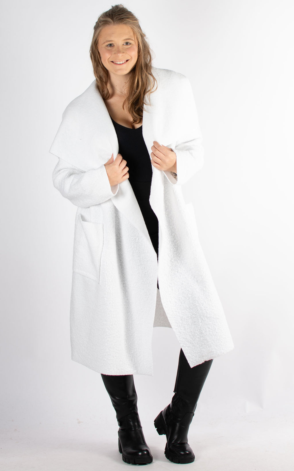 Winnie Waterfall Coat | White