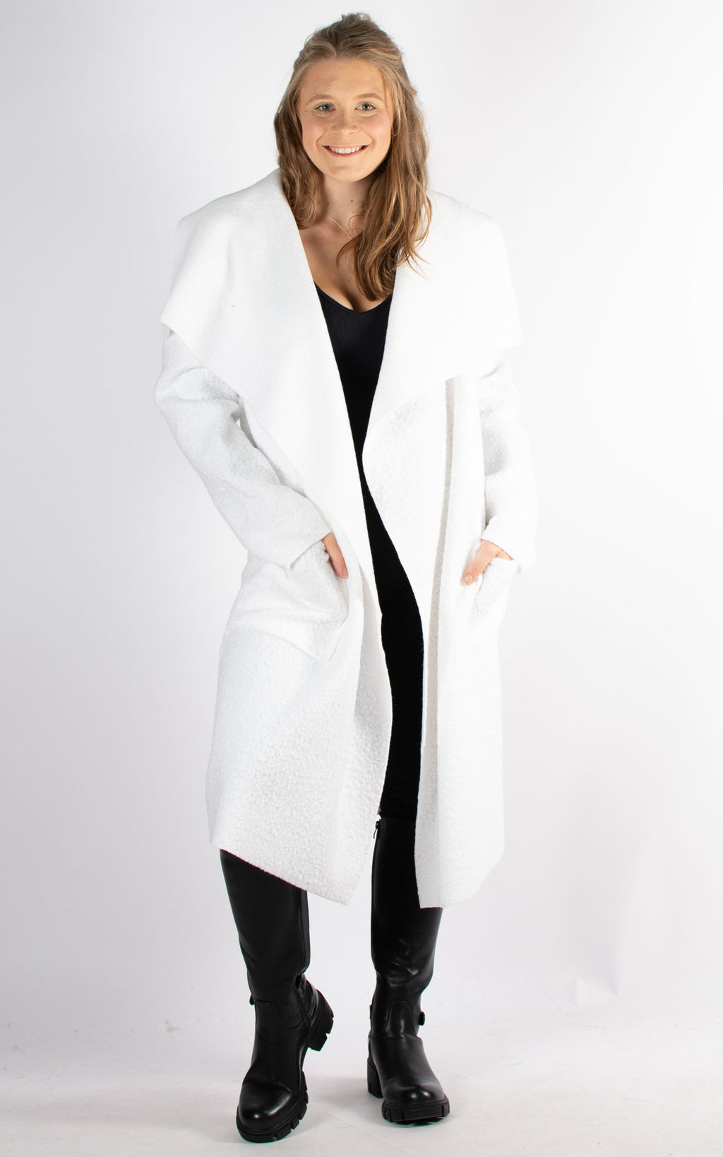 Winnie Waterfall Coat | White