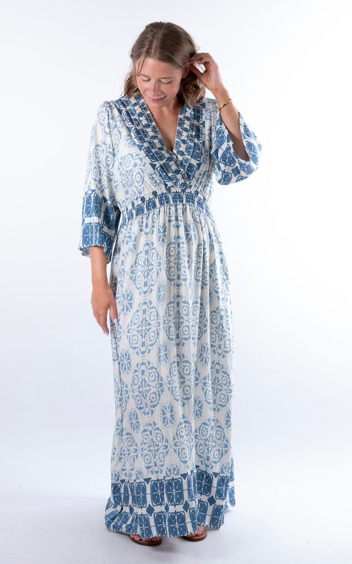 Wisteria V-Neck Dress | Blue