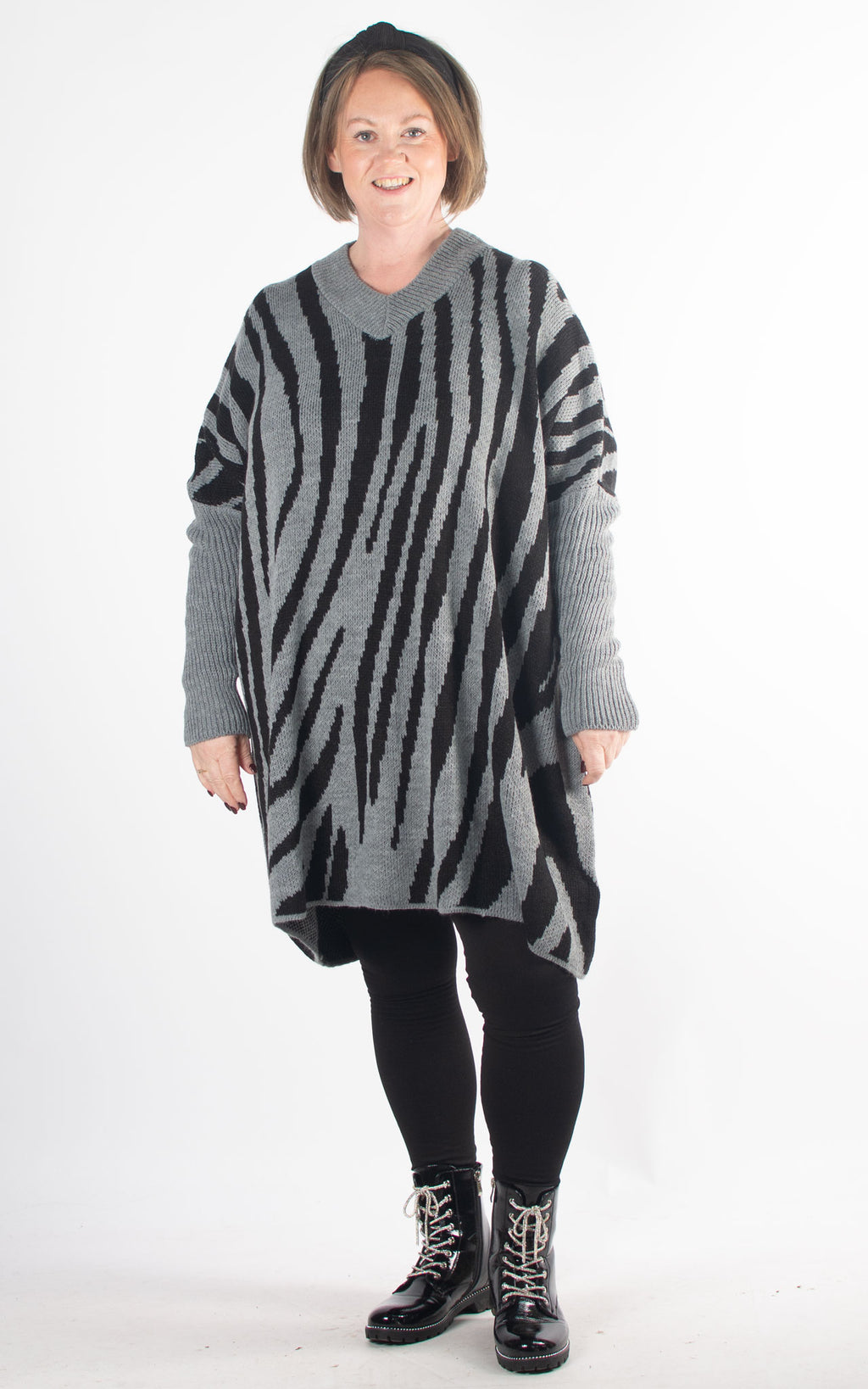 Zebra V-neck Jumper | Dark Grey
