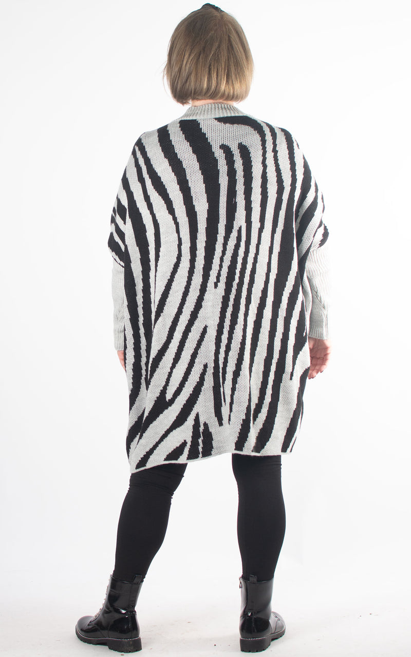 Zebra V-neck Jumper | Light Grey