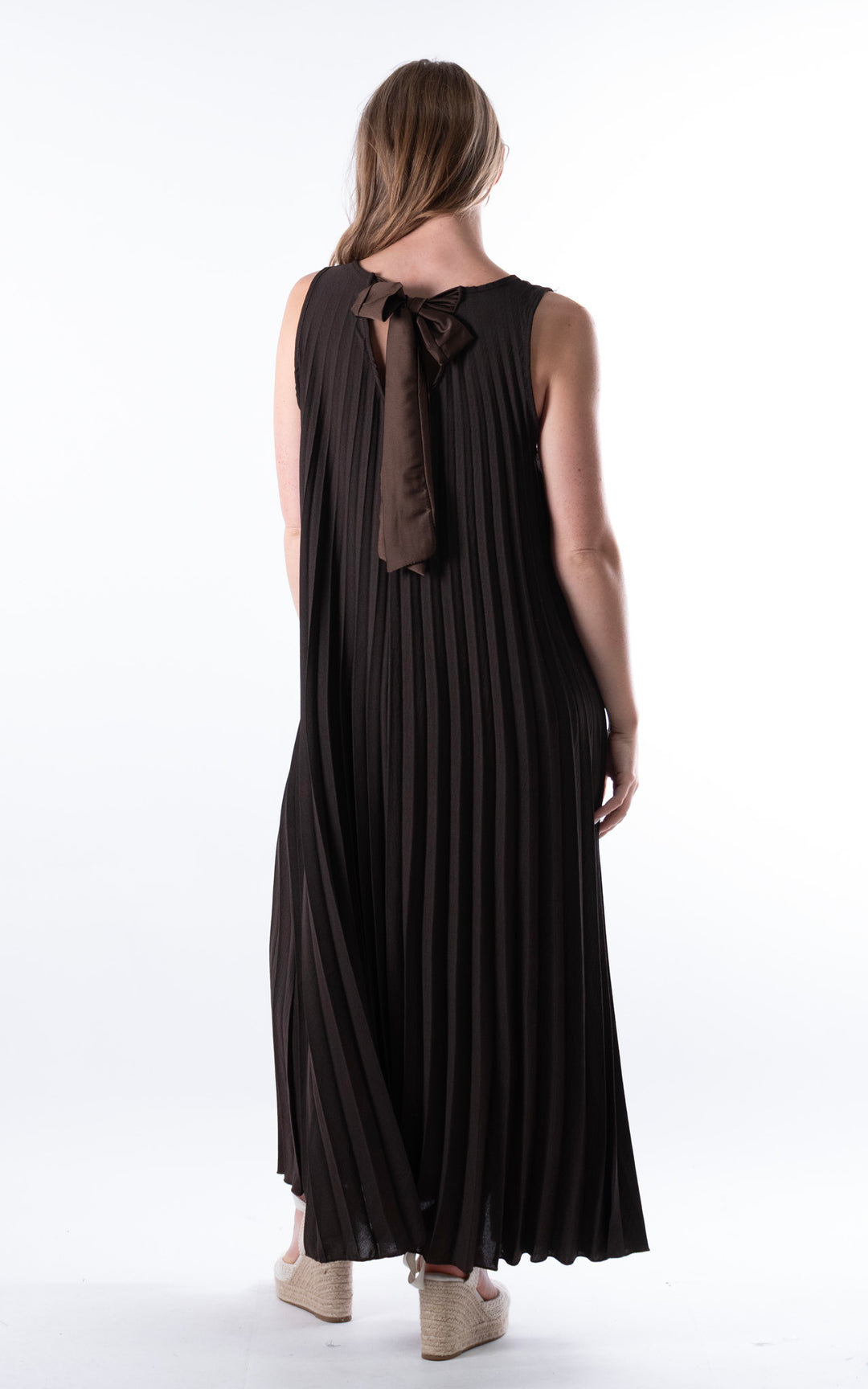 Zoe Maxi Pleated Dress | Chocolate
