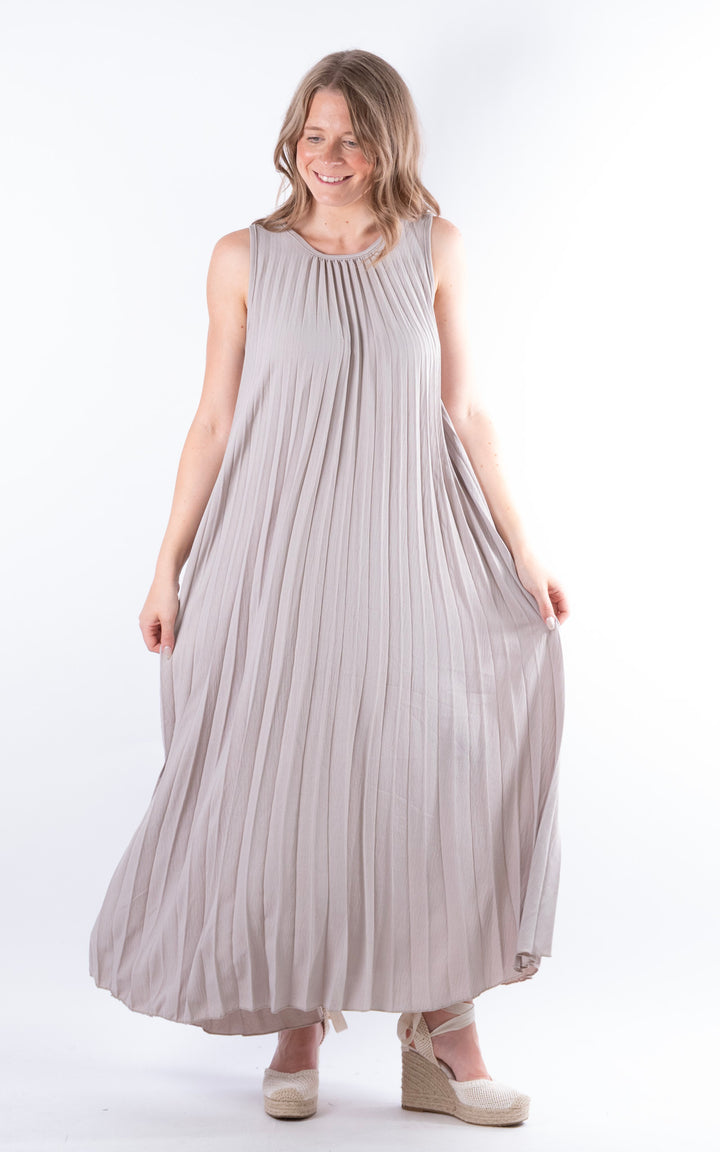 Zoe Maxi Pleated Dress | Taupe