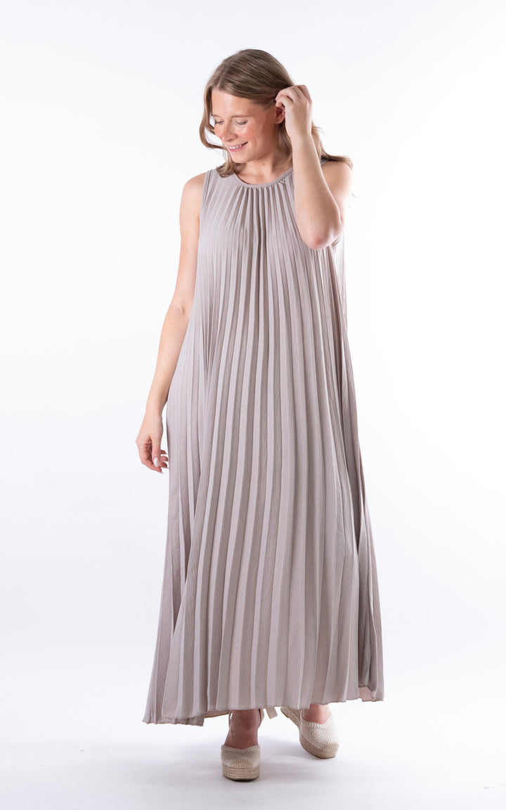 Zoe Maxi Pleated Dress | Taupe