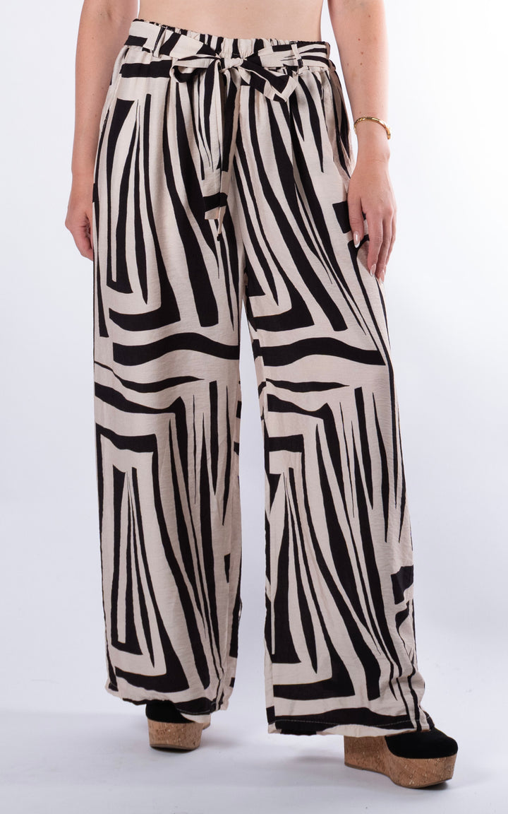 Zuri Pattern Trouser | Black