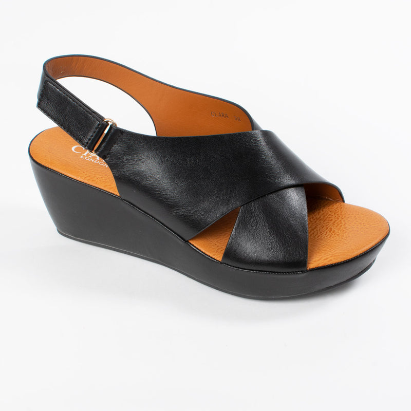 Clara Wedge | Black