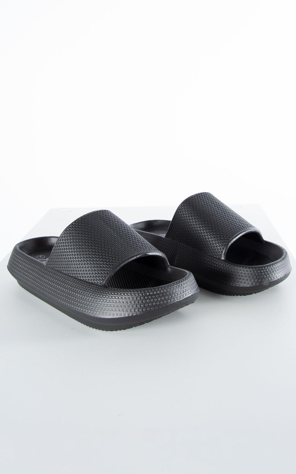 Clouds Sandal | Black